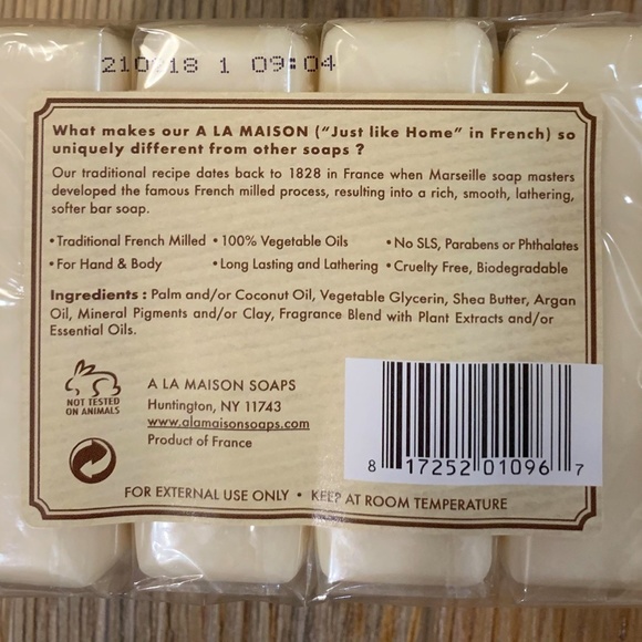 A La Maison Sweet Almond Bar Soap 3.5 oz. | 4 Bars - Picture 3 of 4